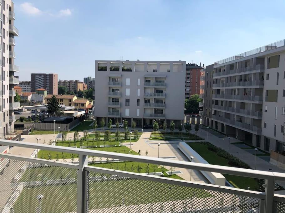 Luxury 3 Bedroom Apartment 100 Mq Next To Rho Fiera And San Siro Mailand Exterior foto